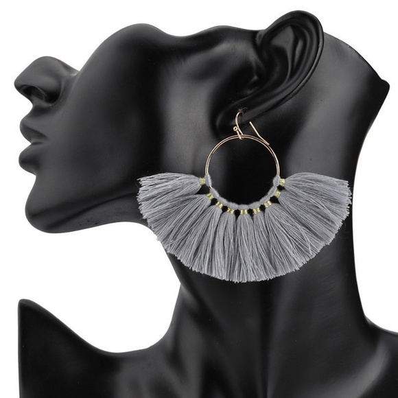 revitalized 》Tassel Fringe Earrings - Picture 3 of 3